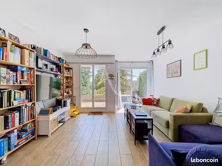 appartement 3 pièces 74 m²