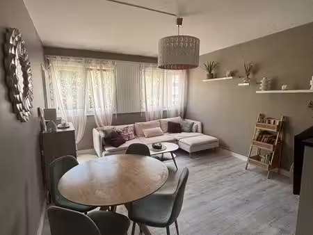 appartement 3 pièces 60m2 - balcon