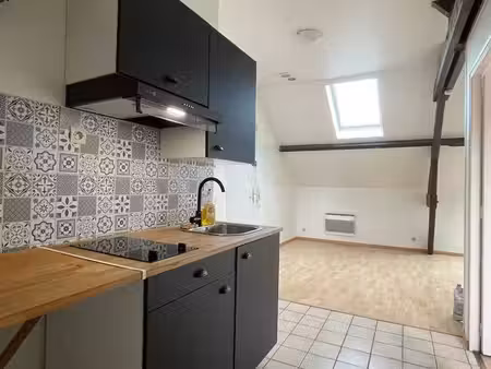 appartement f2 a louer limay centre ancien