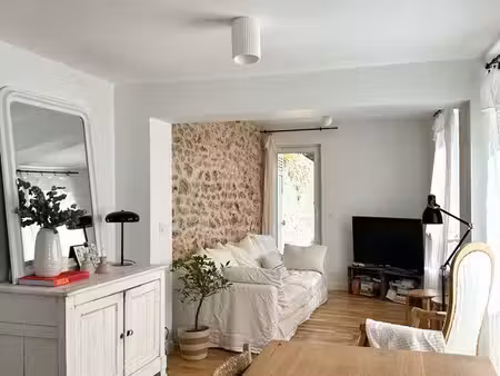 maison entièrement rénovée  à 10 minutes à pied du centre-ville