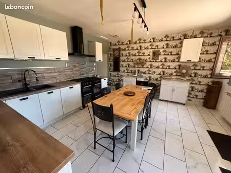 ferme 7 pièces 234 m²
