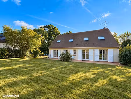maison 8 pièces 170 m²