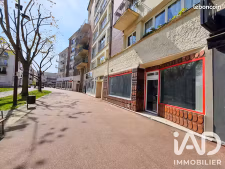local 46 m² maurepas