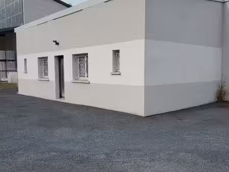 bâtiment industriel