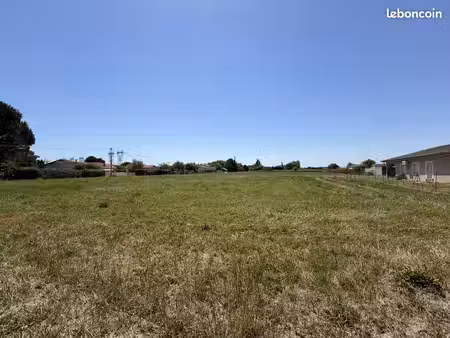 terrain 9110 m² donzac