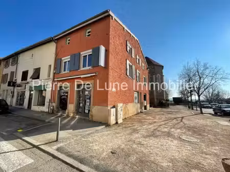 immeuble  idéal investisseur au coeur de brindas
