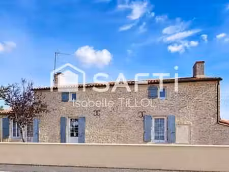 vente maison à champagné-les-marais (85450) : à vendre / 156m² champagné-les-marais