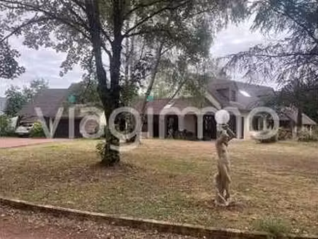 vente maison viager à guécélard (72230) : à vendre viager / 193m² guécélard