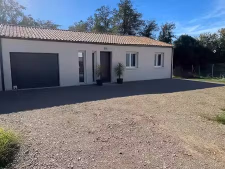 curzon (85540) 15 min des plages adorable villa plain pied 2025 avec 3 chambres et garage.