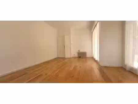 beau 3p +terrasse+jardin de 70m2