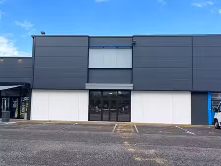 location commerce montauban 82000 600m²