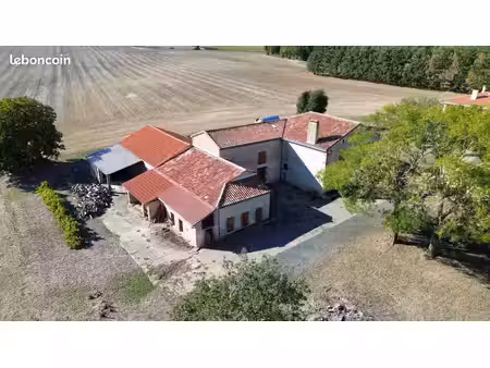 maison 6 pièces 158 m²