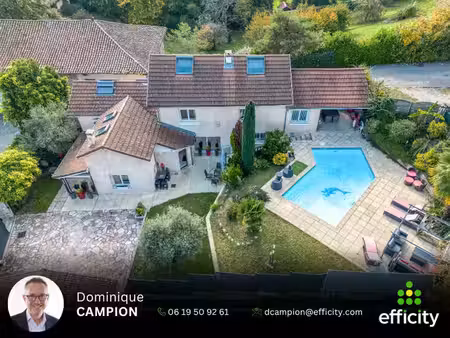 maison 7 pièces - 197 m²