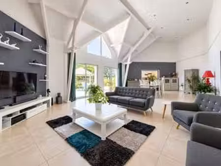vente maison à casson (44390) : à vendre / 228m² casson