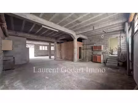 maison de village avec jardin et garage de 160m²