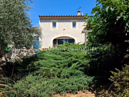 maison 5pièce(s) 3chambre(s) 122 m² maubec (84660)