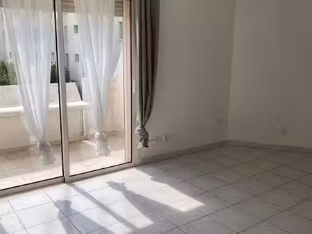 appartement à louer 58 m2 centre d'orange avec garage