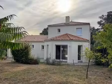 location maison à la limouzinière (44310) : à louer / 147m² la limouzinière