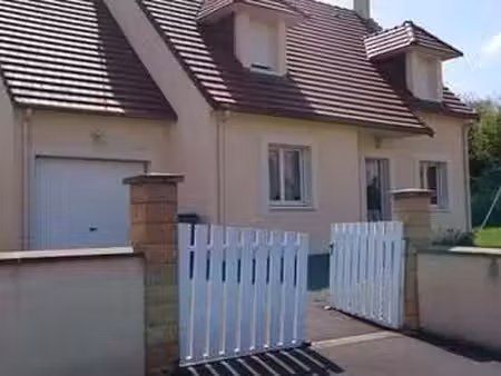 location maison à saint-martin-de-fontenay (14320) : à louer / 100m² saint-martin-de-fonte