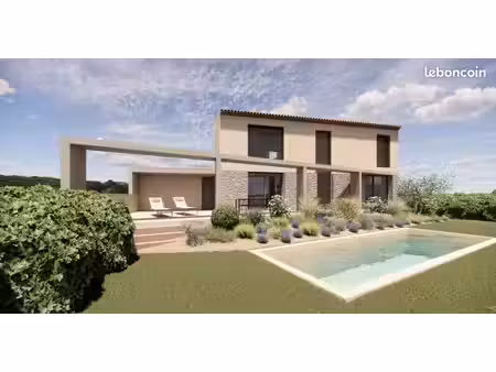 terrain 722 m² cadenet