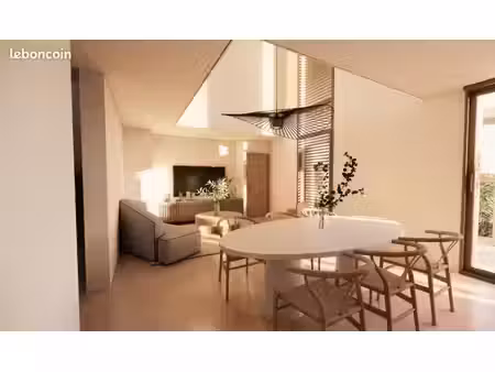terrain 1 173 m² violes