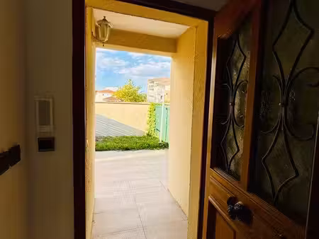 maison de 92m2 à louer sur pau (64000)