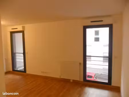 location studio 25 m2 ermont