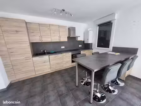 appartement 3 pièces 65 m²