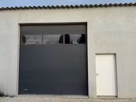 local 95 m²