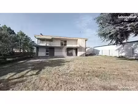 maison nieul le dolent