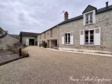 maison à vendre 8 pièces escrennes (45)  250m²  2 granges  4 chambres et +