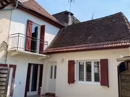 maison t4--garage-atelier-jardinet centre ville de salies-de-béarn