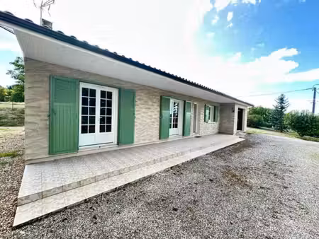 à vendre – jolie maison de plain-pied à voulgézac