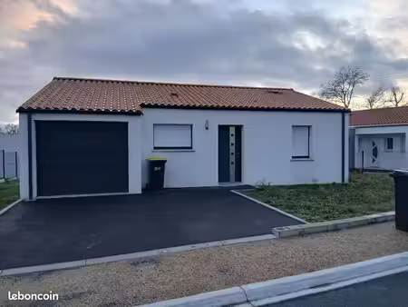 location maison meublée avrillé