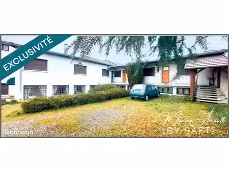 bar  grange 552 m² sereilhac