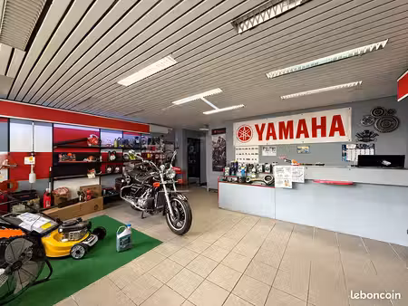 fonds de commerce 100m²
