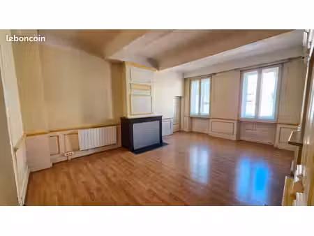 appartement 3 pièces 67 m²