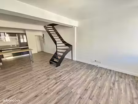 appartement 2 pièces 62 m²