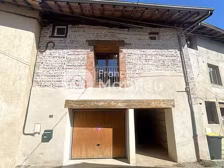 maison de village 3 pièces 90 m²
