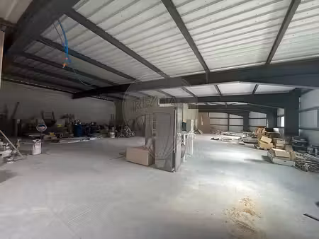 local commercial à louer