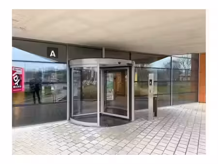bureaux à louer à rue du follet 10 kain (vbe65668)