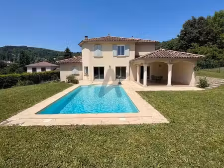maison de luxe à vendre dans le quartier est