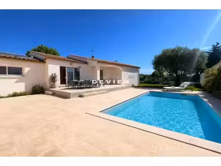 maison de luxe à vendre à le cailar