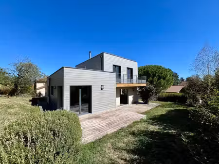 maison de luxe à vendre dans le quartier centre-bourg