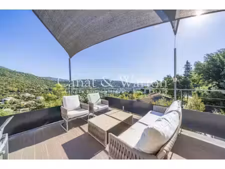 villa de luxe à vendre à cavalaire-sur-mer