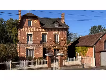 vente maison 9 pièces  280.00m²  la ferté