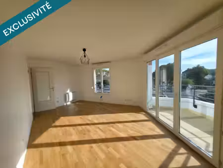 f3 67 m² avec double box  balcons et vue dégagée