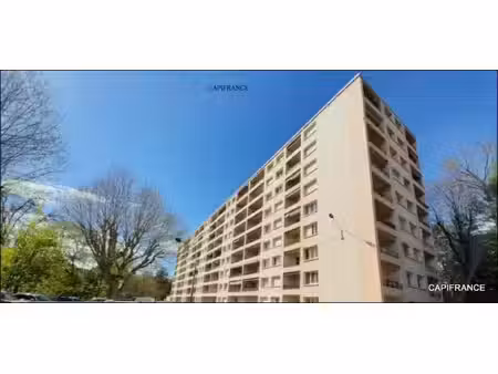 a ecully (69) exclusivite appartement 81 m² traversant 3 chambres  balcon  cave  5ème étag