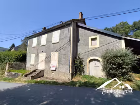 charme de la pierre et douceur de vivre à clairavaux – une maison authentique au cœur de l