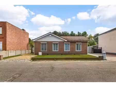 instapklare woning met 2 slpkrs en ruime tuin te beerzel